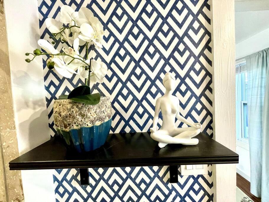 Cozy Sanctuary Minutes From The Bay And Beaches タンパ エクステリア 写真