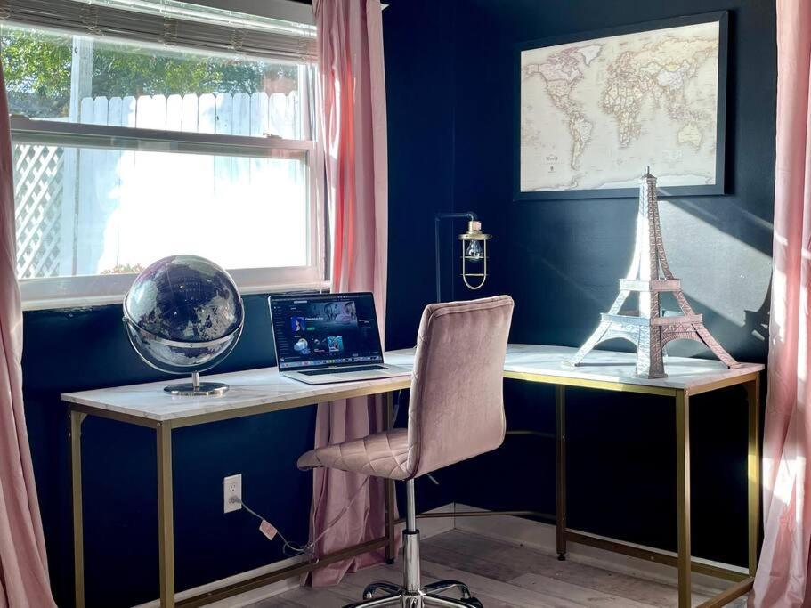 Cozy Sanctuary Minutes From The Bay And Beaches タンパ エクステリア 写真
