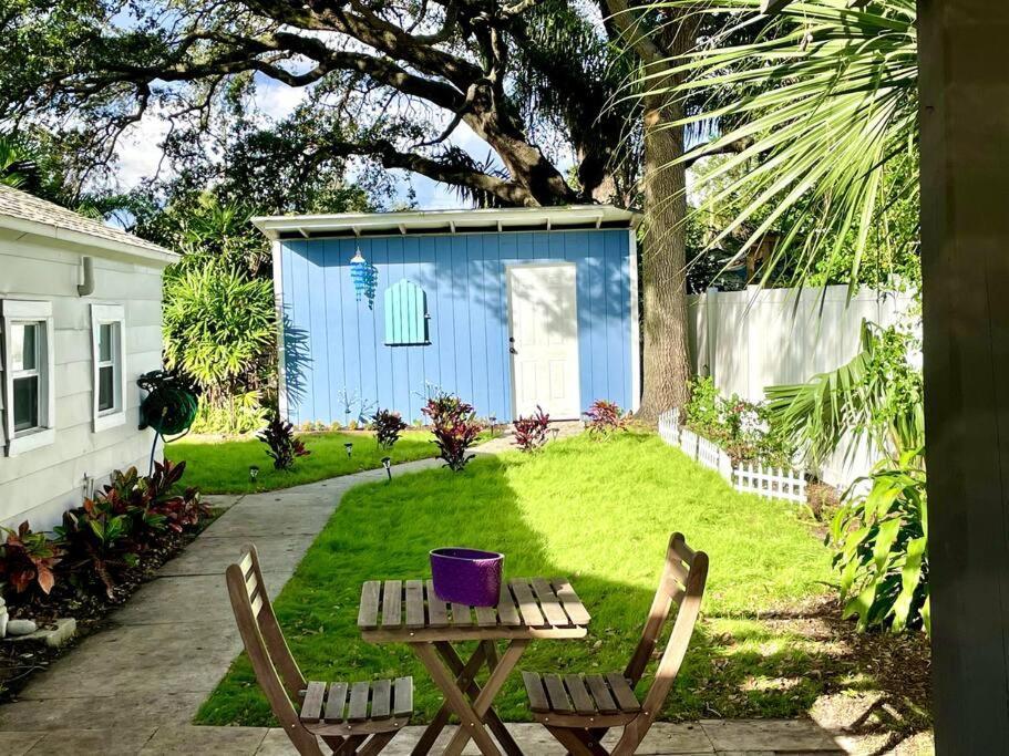 Cozy Sanctuary Minutes From The Bay And Beaches タンパ エクステリア 写真